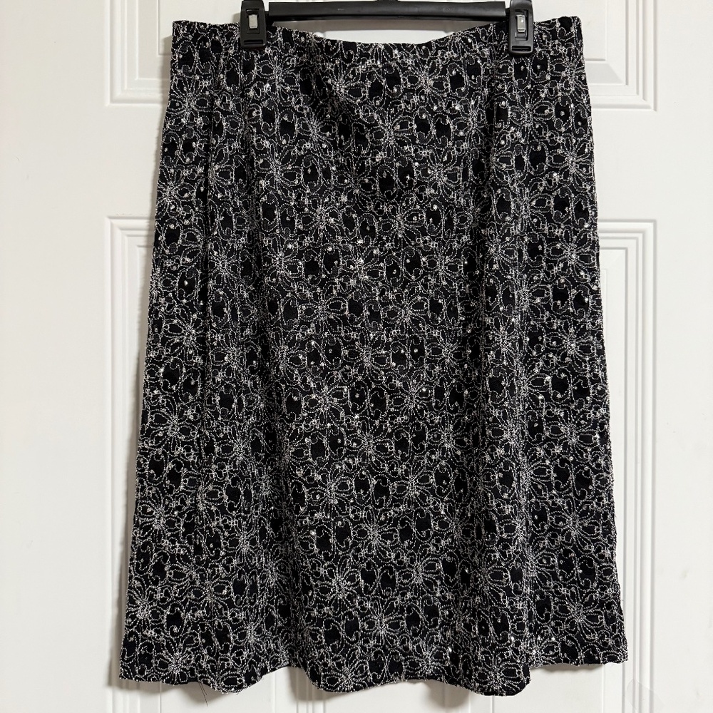 j.t.b. Women's Skirt SZ 2X  Sequins‎ Embroidered Glam Chic Sparkly EUC